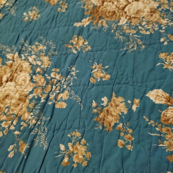 Hand stitched Queen size Quilt CHARTER CLUB - MACY'S WYSIWYG - Picture 6 of 10